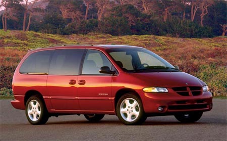 Dodge Caravan 3.3 SE